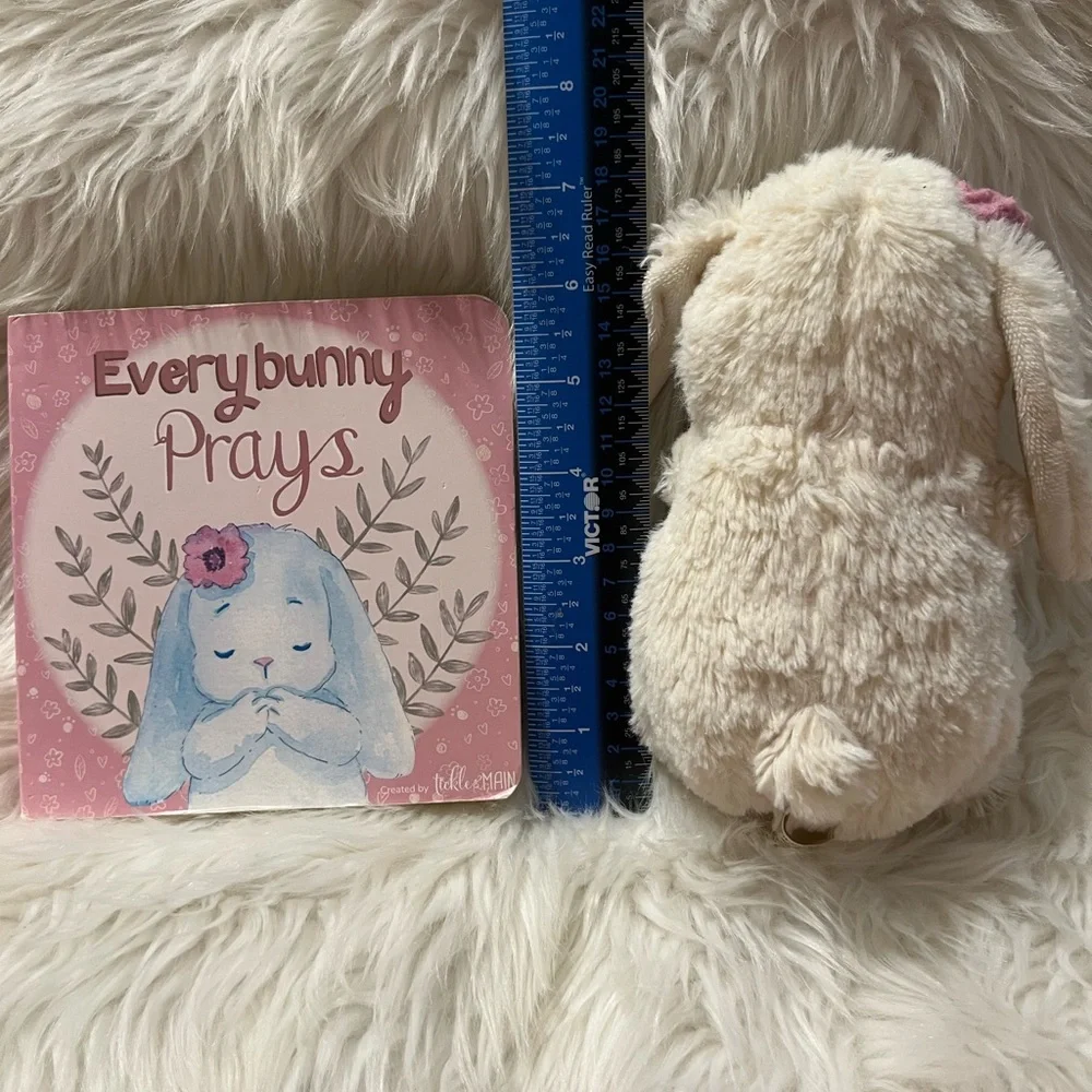 2019 Tickle & Main‎ Everybunny Prays Book and Plush Bunny video